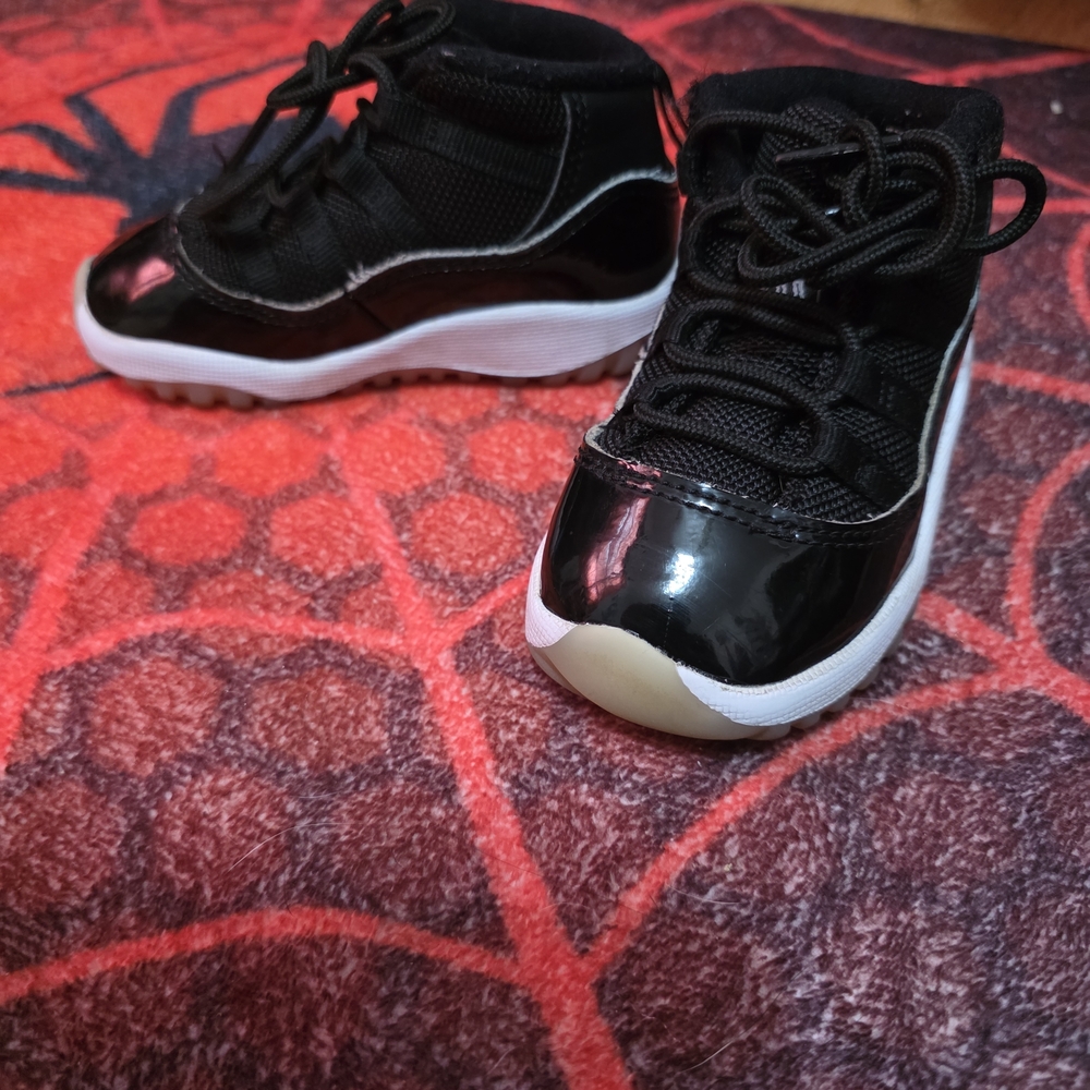 Jordan Kids Black and White Sneakers